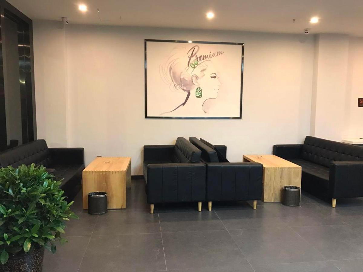 7 Days Premium Chongqing Jiangbei International Airport Branch Hotel Eksteriør billede