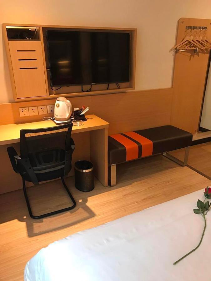 7 Days Premium Chongqing Jiangbei International Airport Branch Hotel Eksteriør billede