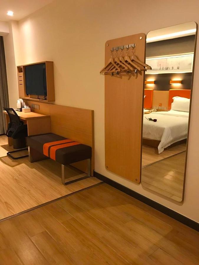 7 Days Premium Chongqing Jiangbei International Airport Branch Hotel Eksteriør billede