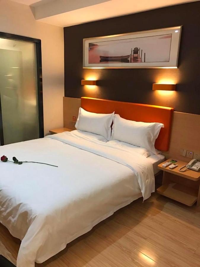 7 Days Premium Chongqing Jiangbei International Airport Branch Hotel Eksteriør billede