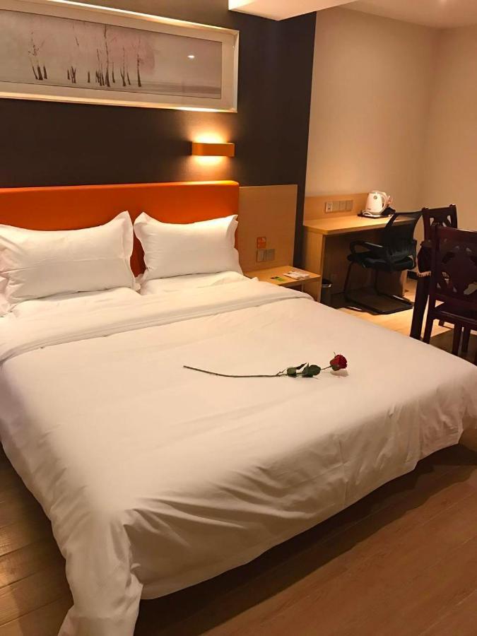 7 Days Premium Chongqing Jiangbei International Airport Branch Hotel Eksteriør billede